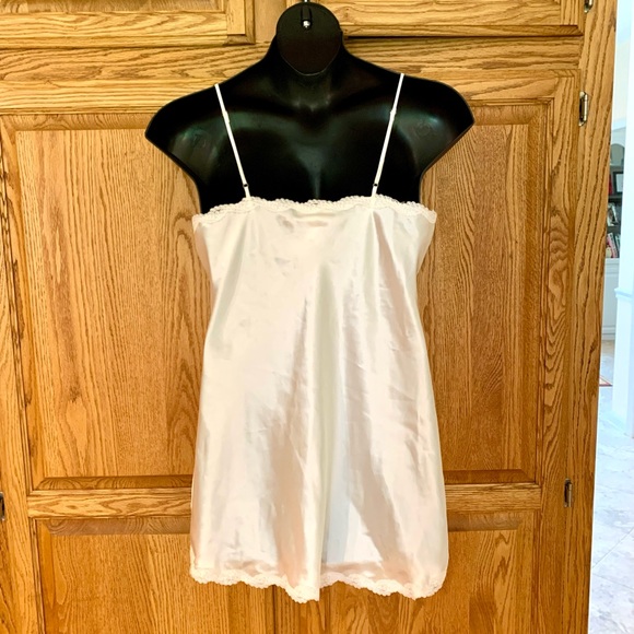 Vintage Delicates lace satiny, baby doll slip dress sleepwear, size large - Picture 2 of 7